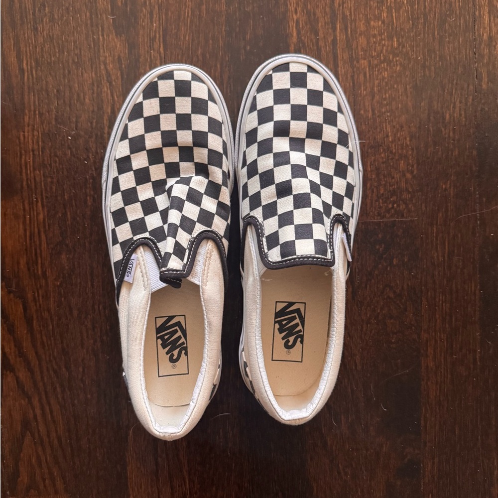 Vans Classic Slip-On Checkerboard Sneakers - Black & White Mens 7.5 Women’s 9